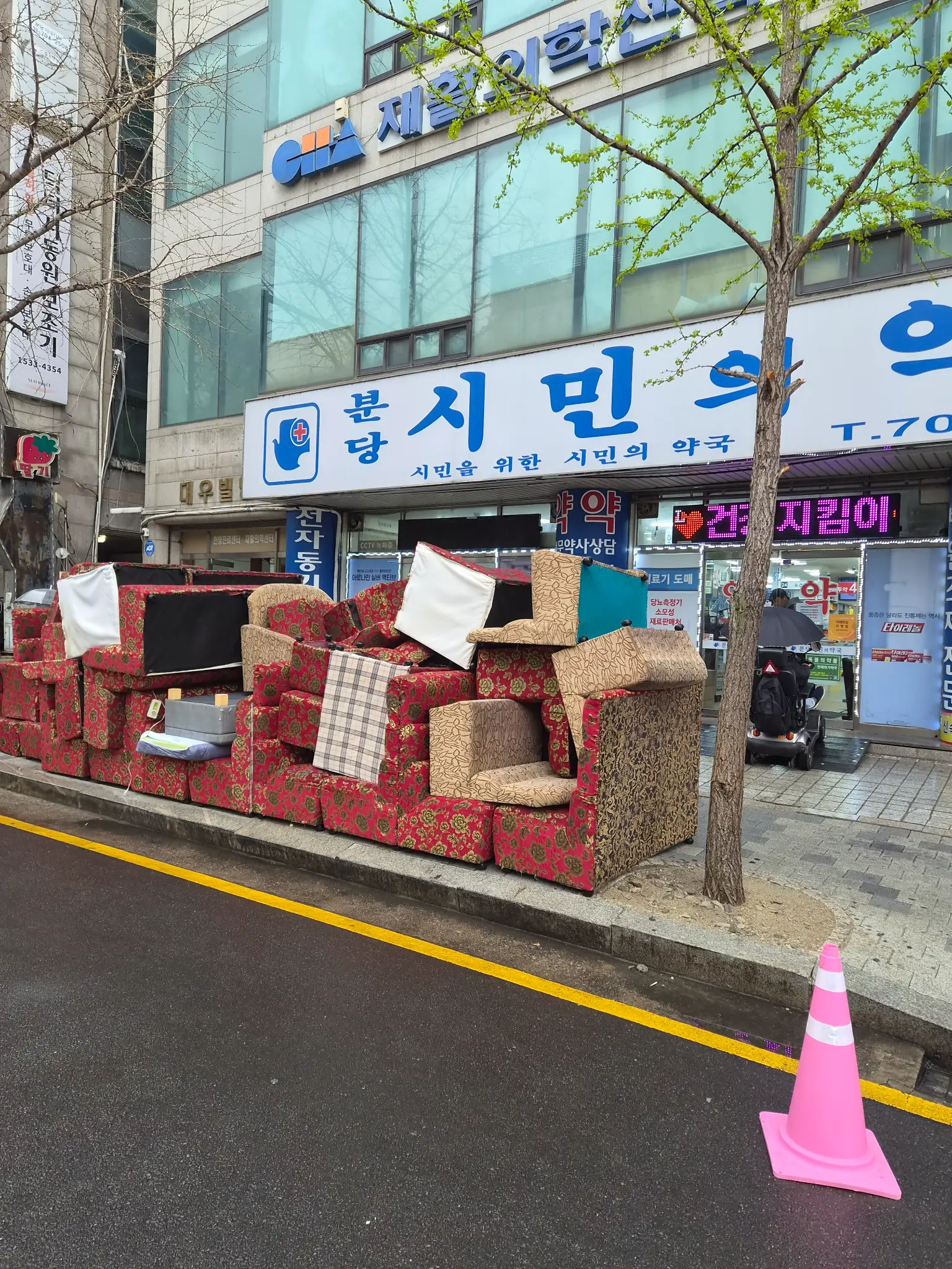 노래방 소파/가구 외부 반출 (분당 현장)